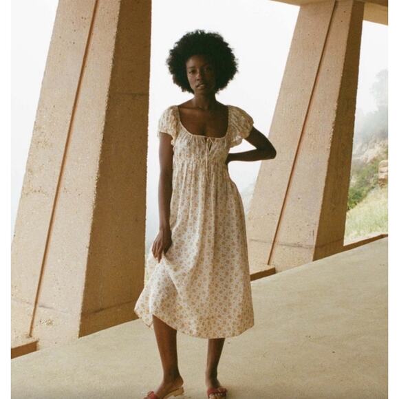 Doen Piazza Dress in Alabaster Countryside - Picture 2 of 10